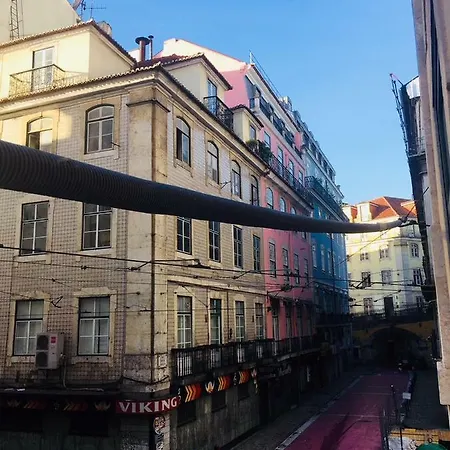 아파트 Rouge In The Heart